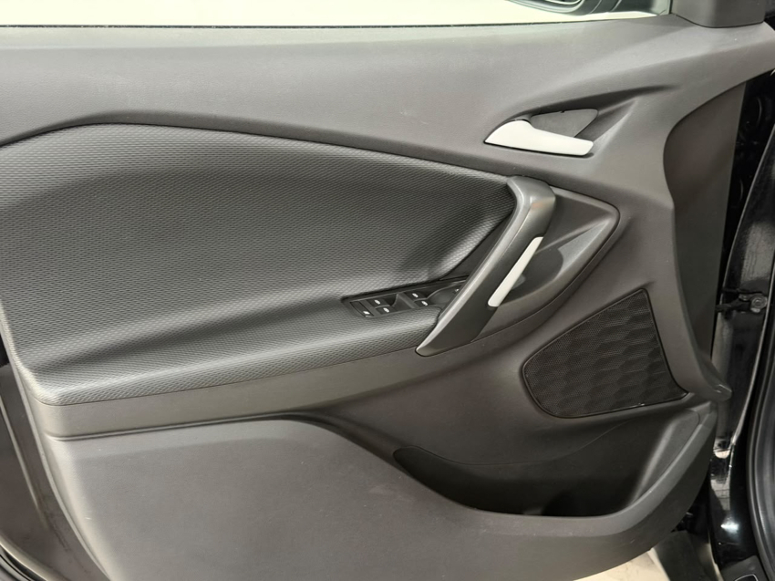 Chevrolet TRACKER 1.0 TURBO FLEX LT AUTOMÁTICO 17