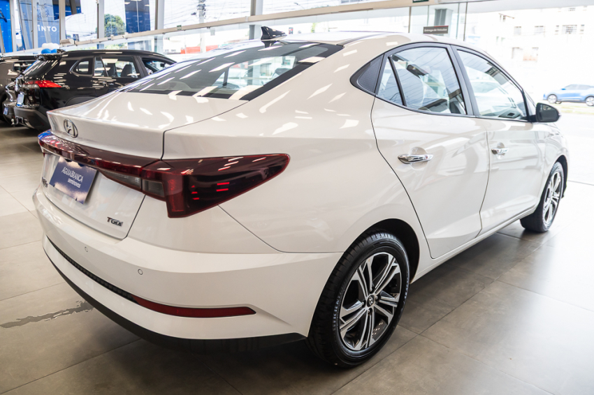 Hyundai HB20S 1.0 TGDI FLEX PLATINUM SAFETY AUTOMÁTICO 8