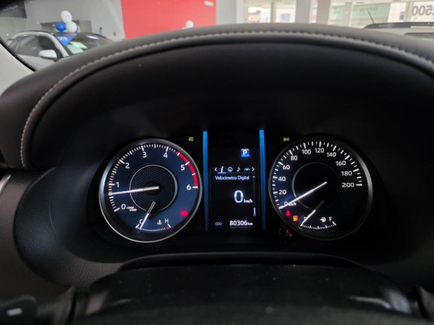 Toyota HILUX SW4 2.8 D-4D TURBO DIESEL SRX 7L 4X4 AUTOMÁTICO 14