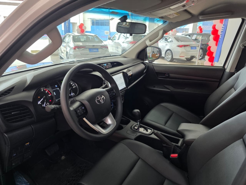 Toyota HILUX 2.8 D-4D TURBO DIESEL CD POWER PACK 4X4 AUTOMÁTICA 14