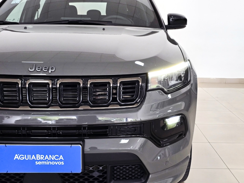 Carro JEEP COMPASS