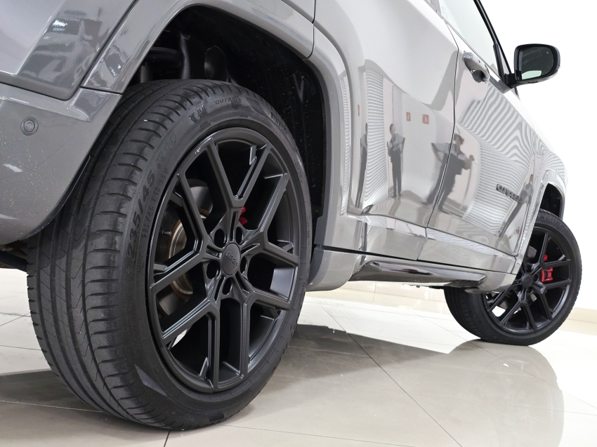 Carro JEEP COMPASS