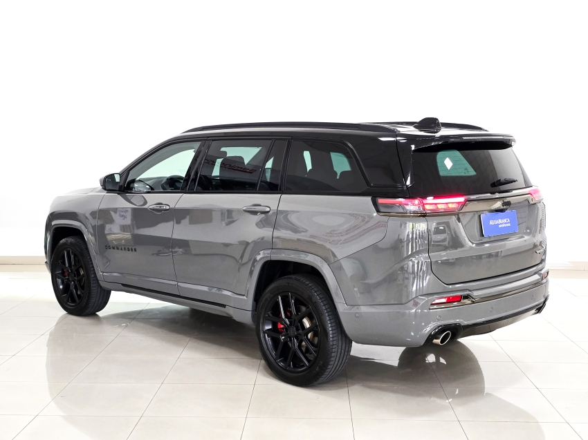Carro JEEP COMMANDER