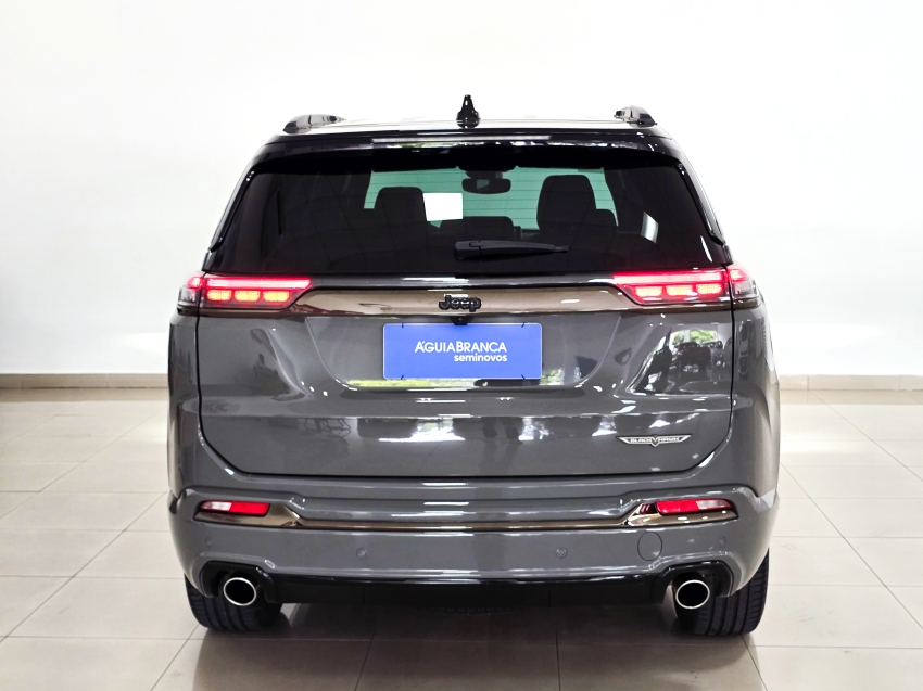 Carro JEEP COMMANDER