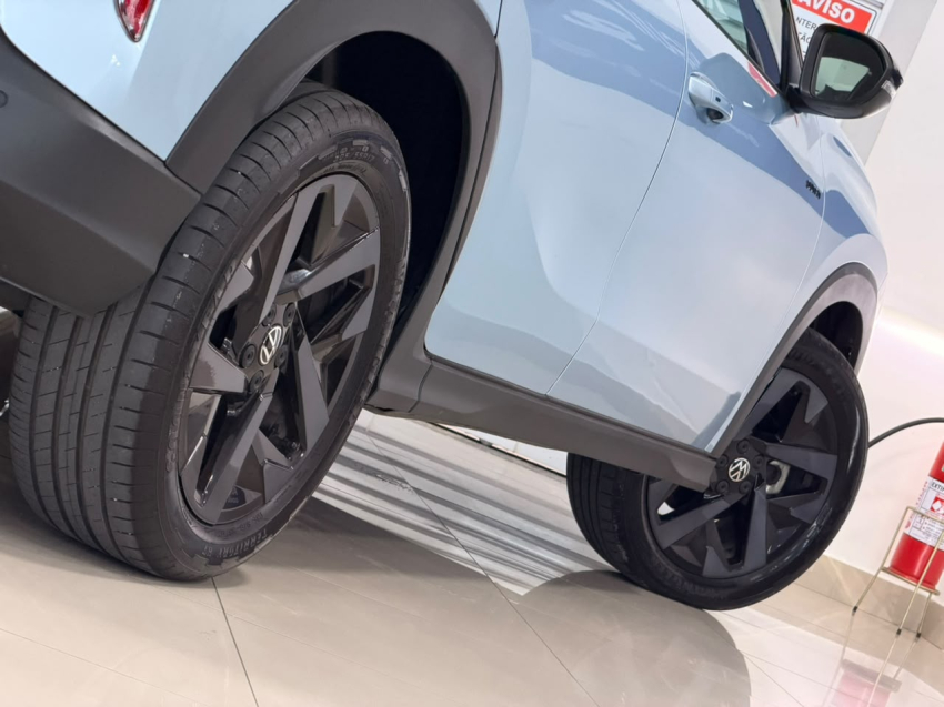 Volkswagen TERA 1.0 170 TSI HIGH AUTOMÁTICO 13