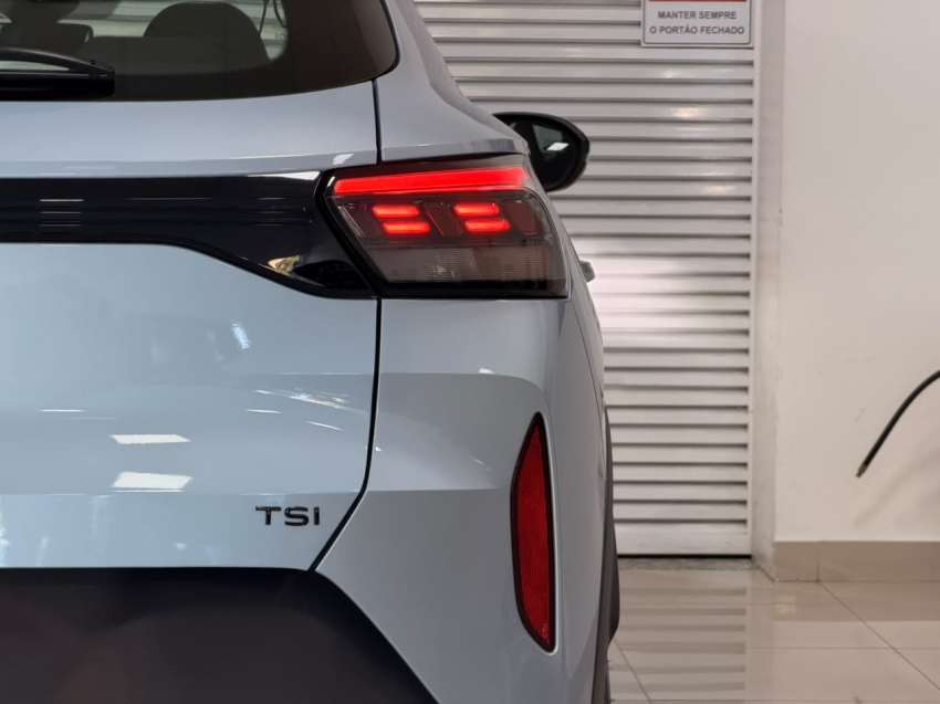 Volkswagen TERA 1.0 170 TSI HIGH AUTOMÁTICO 11