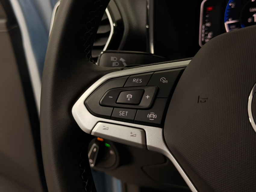 Volkswagen TERA 1.0 170 TSI HIGH AUTOMÁTICO 19