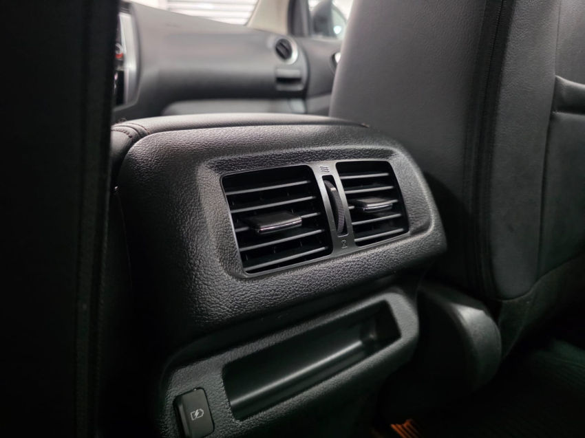 Nissan FRONTIER 2.3 16V TURBO DIESEL XE CD 4X4 AUTOMÁTICO 25