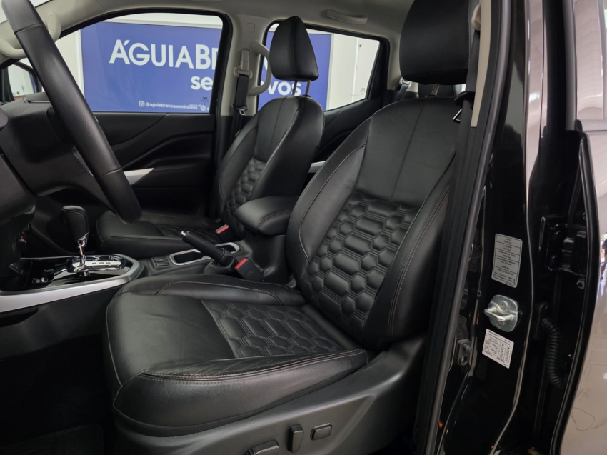 Nissan FRONTIER 2.3 16V TURBO DIESEL XE CD 4X4 AUTOMÁTICO 22