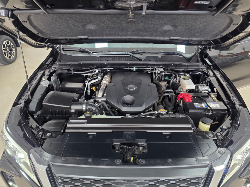 Nissan FRONTIER 2.3 16V TURBO DIESEL XE CD 4X4 AUTOMÁTICO 6