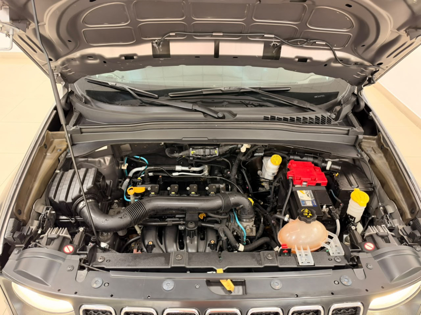 JEEP RENEGADE 1.8 16V FLEX LONGITUDE 4P AUTOMÁTICO 6