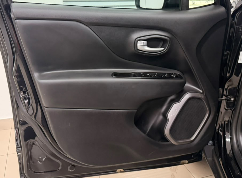 JEEP RENEGADE 1.3 T270 TURBO FLEX LONGITUDE AT6 20