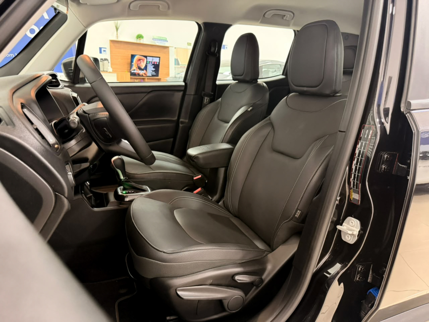 JEEP RENEGADE 1.3 T270 TURBO FLEX LONGITUDE AT6 22