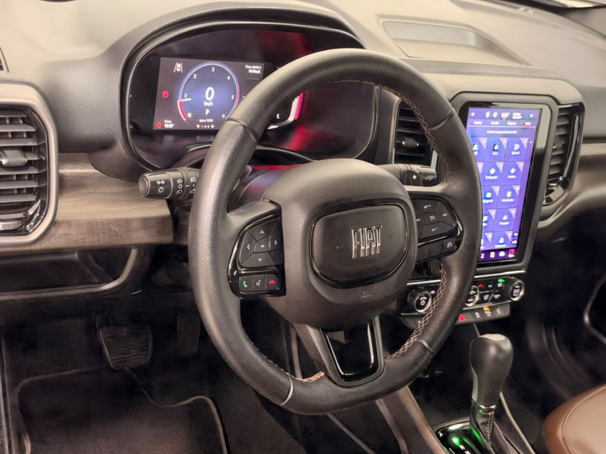 Fiat TORO 2.0 16V TURBO DIESEL RANCH 4WD AT9 15