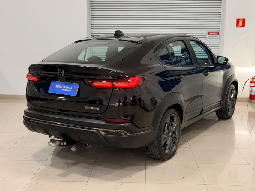 Fiat FASTBACK 1.3 TURBO 270 FLEX LIMITED EDITION AT6 9