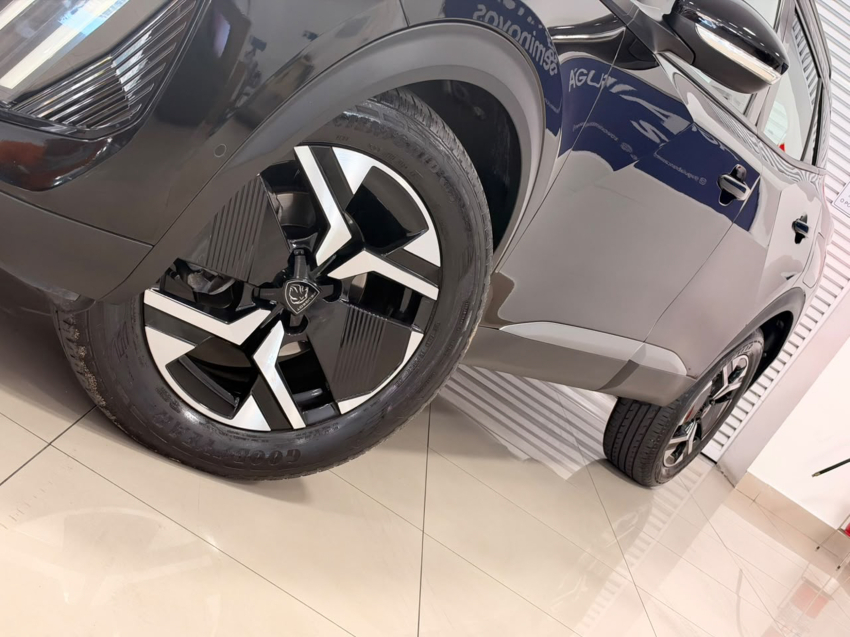 Peugeot 2008 1.0 TURBO 200 FLEX ALLURE CVT 2