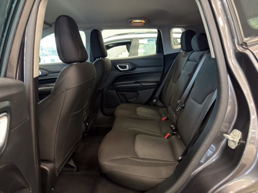 JEEP COMPASS 1.3 T270 TURBO FLEX SPORT AT6 28