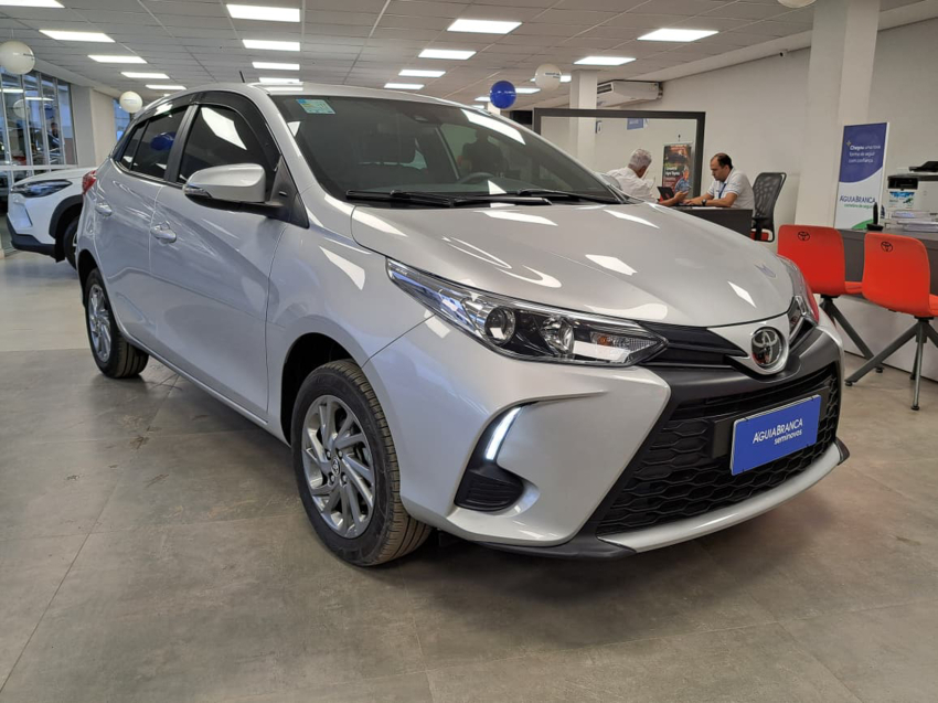 Toyota YARIS 1.5 16V FLEX XS MULTIDRIVE 5
