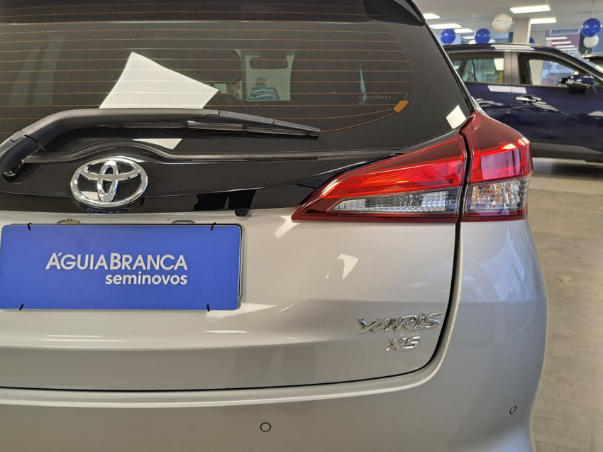 Toyota YARIS 1.5 16V FLEX XS MULTIDRIVE 9