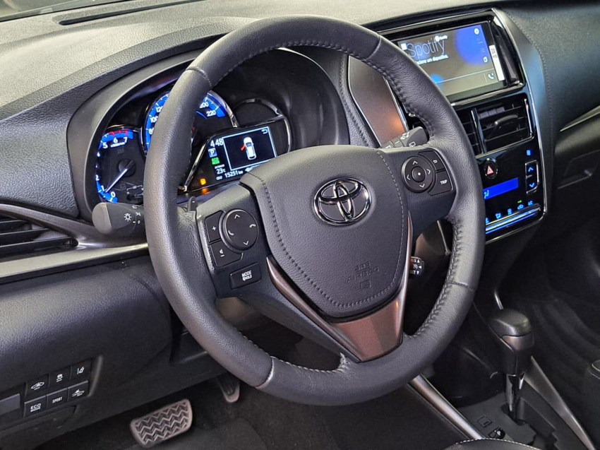 Toyota YARIS 1.5 16V FLEX XS MULTIDRIVE 15