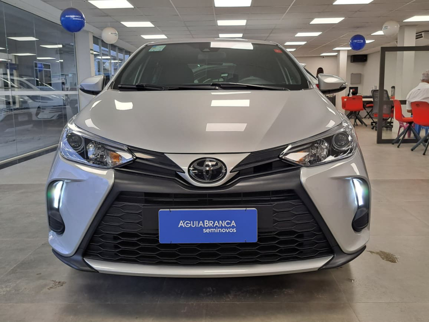 Toyota YARIS 1.5 16V FLEX XS MULTIDRIVE 4