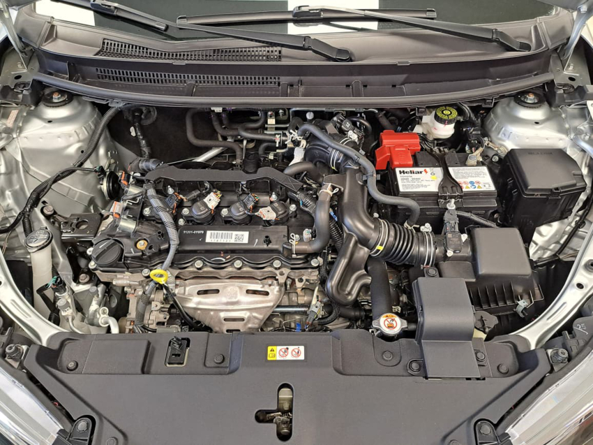 Toyota YARIS 1.5 16V FLEX XS MULTIDRIVE 6