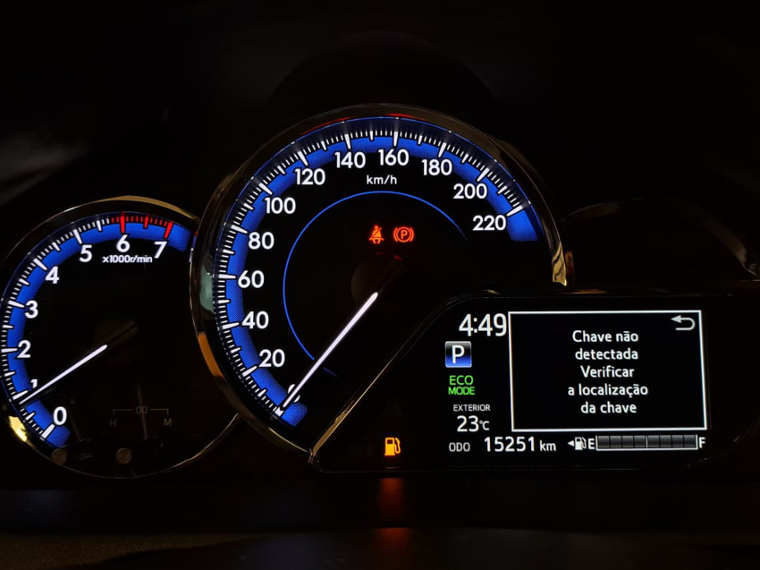 Toyota YARIS 1.5 16V FLEX XS MULTIDRIVE 12