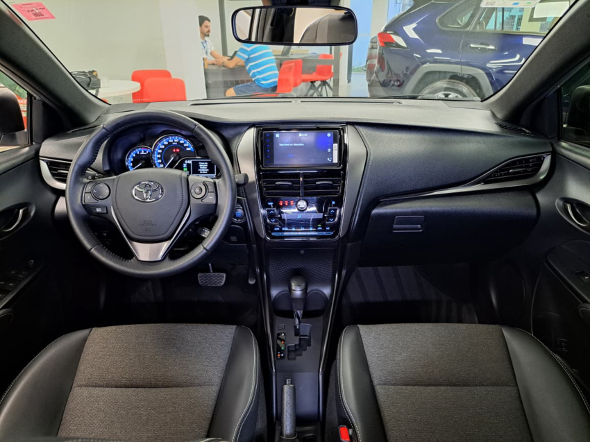 Toyota YARIS 1.5 16V FLEX XS MULTIDRIVE 13