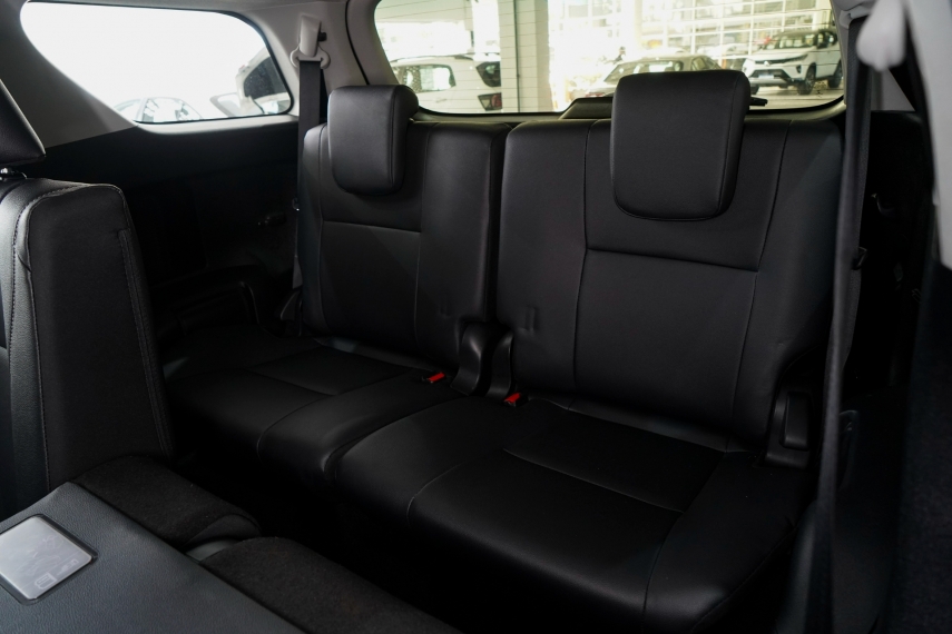 Carro Toyota HILUX SW4