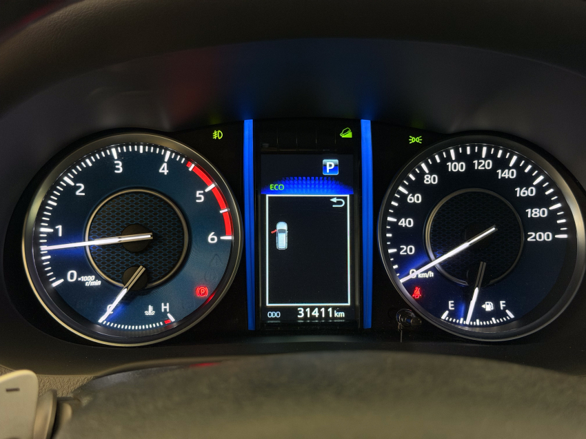 Toyota HILUX SW4 2.8 D-4D TURBO DIESEL SRX PLATINUM 4X4 AUTOMÁTICO 14
