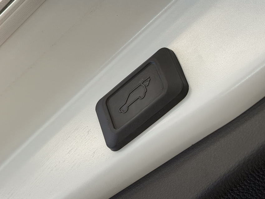 Toyota RAV4 2.5 VVT-IE HYBRID SX CONNECT AWD CVT 28