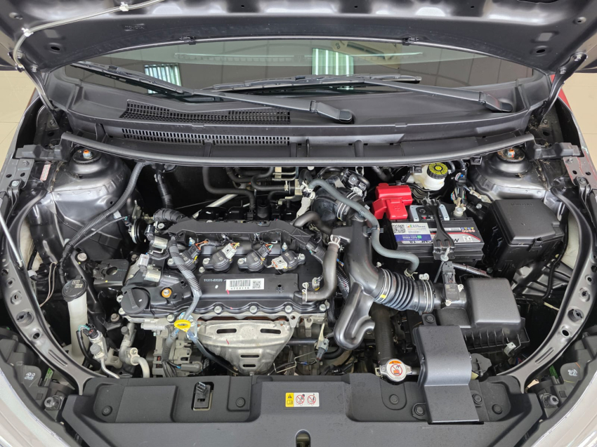 Toyota YARIS 1.5 16V FLEX XL MULTIDRIVE 5
