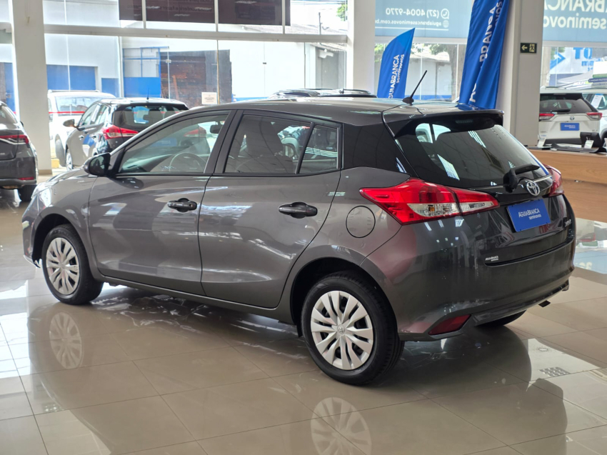 Toyota YARIS 1.5 16V FLEX XL MULTIDRIVE 6