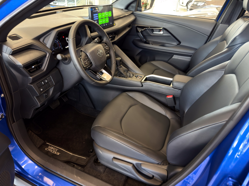 Toyota YARIS CROSS 1.5 VVT-I FLEX XRE CVT 13