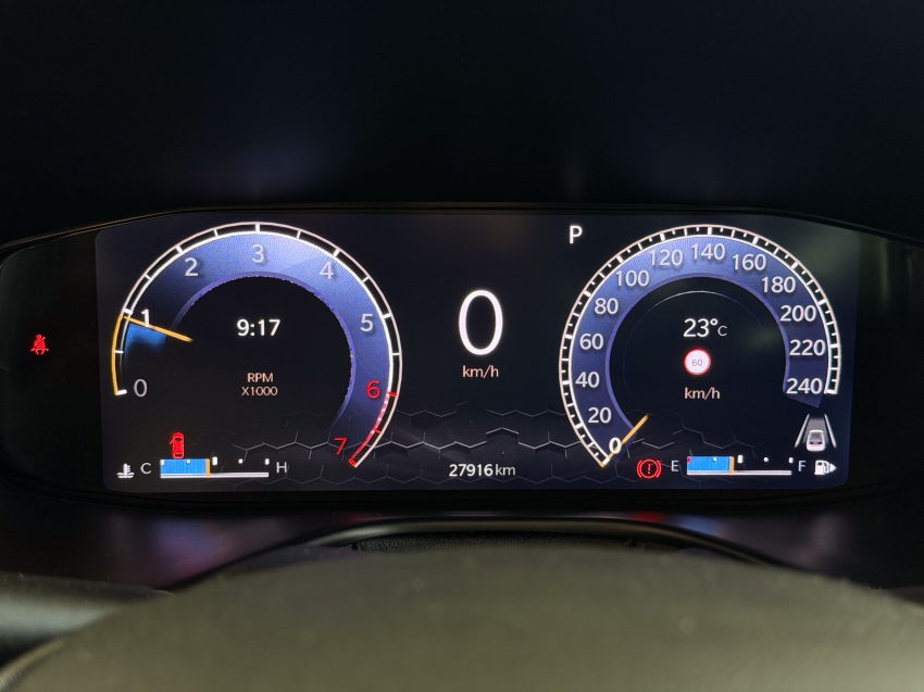 JEEP COMMANDER 1.3 T270 TURBO FLEX OVERLAND AT6 14