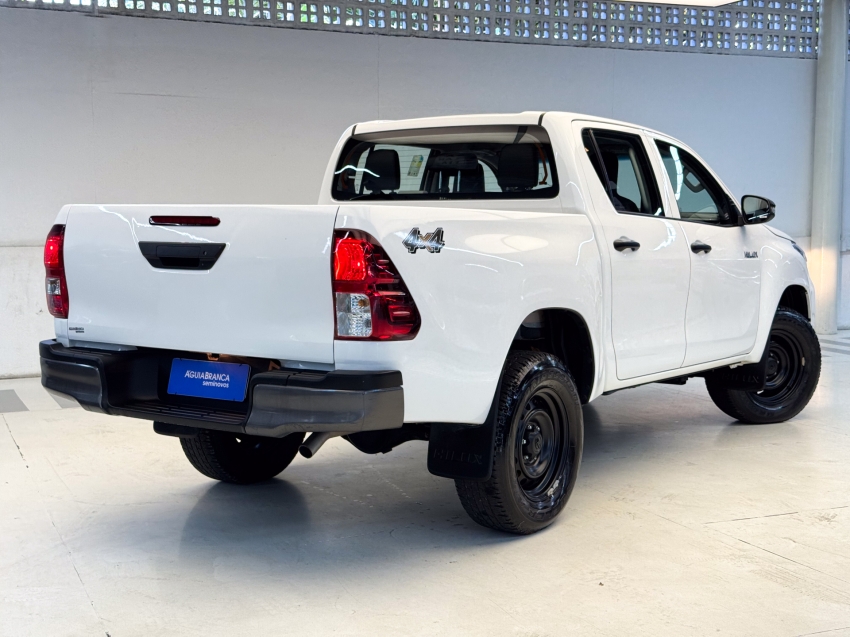 Carro Toyota HILUX