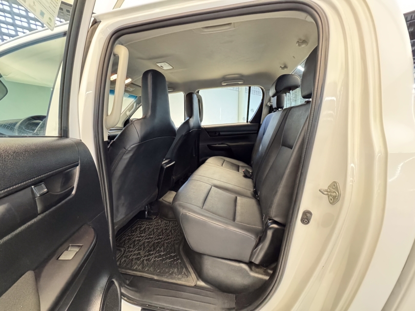 Carro Toyota HILUX