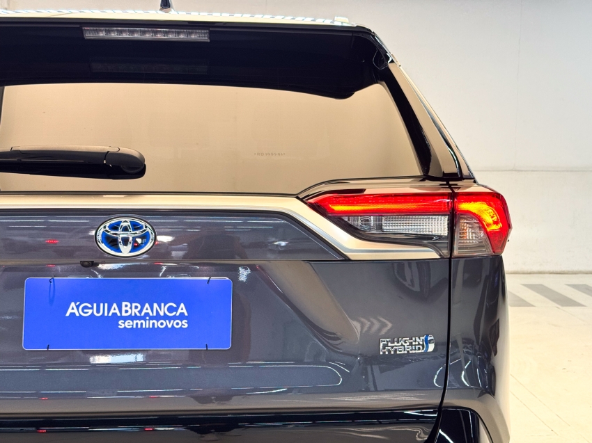 Carro Toyota RAV4