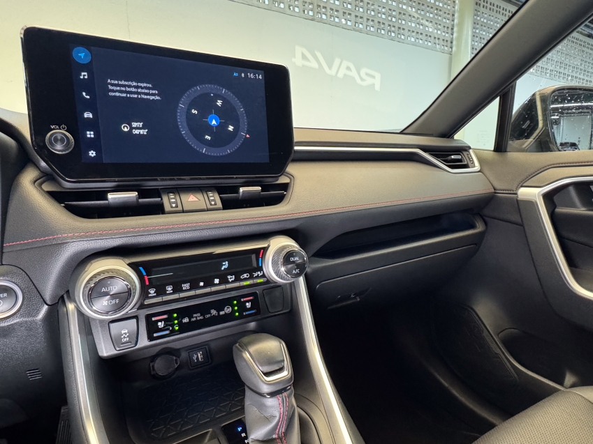 Carro Toyota RAV4