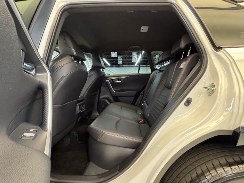 Carro Toyota RAV4