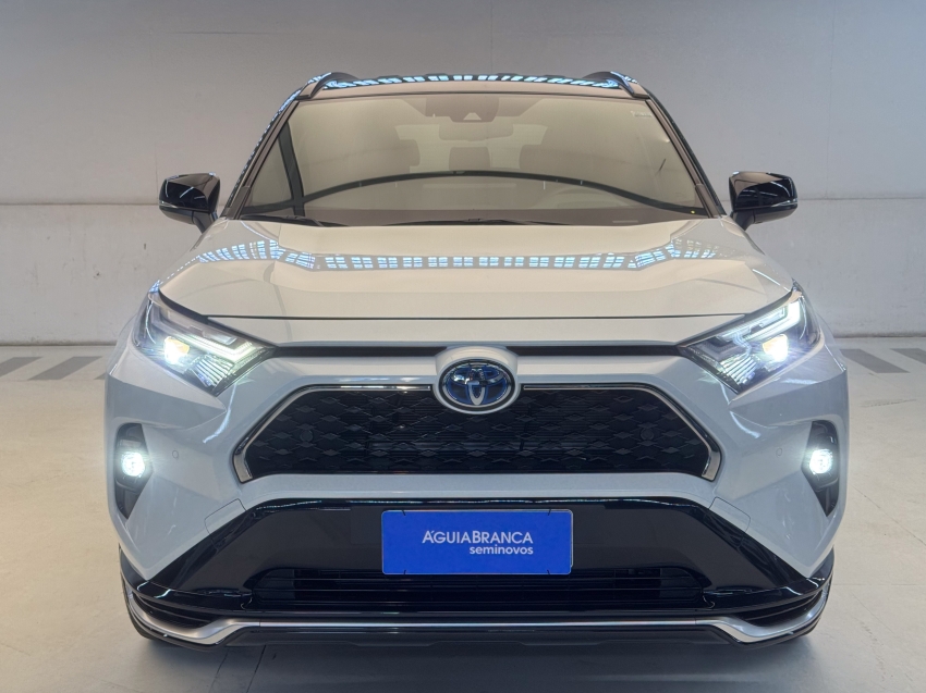 Carro Toyota RAV4