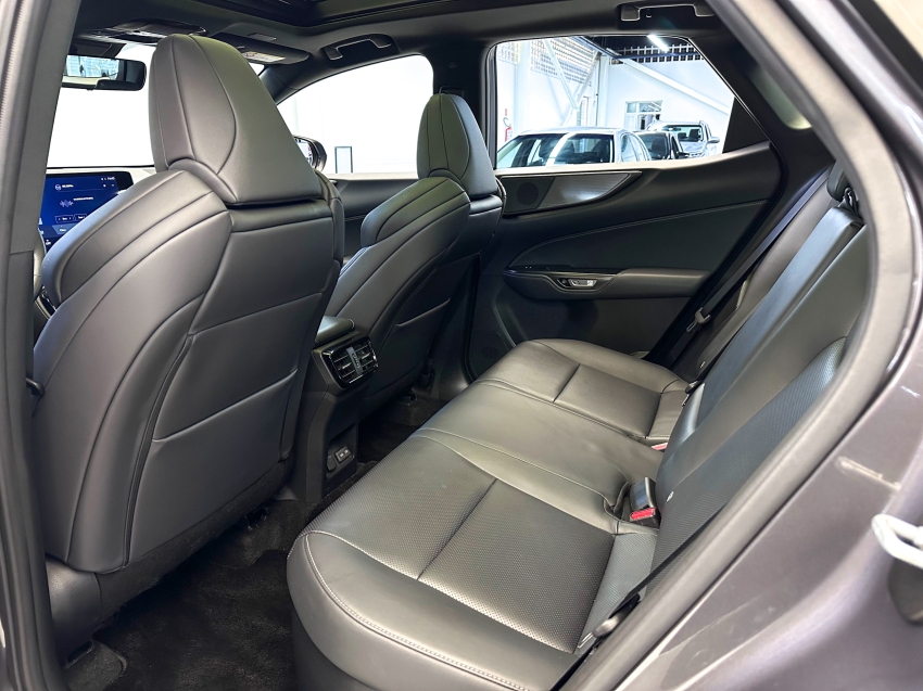 Carro Lexus NX 350h