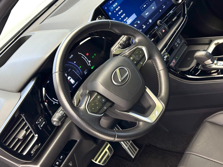 Carro Lexus NX 350h