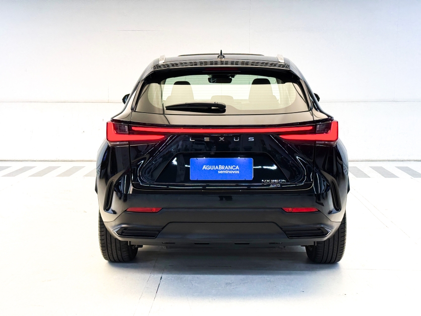 Carro Lexus NX 350h