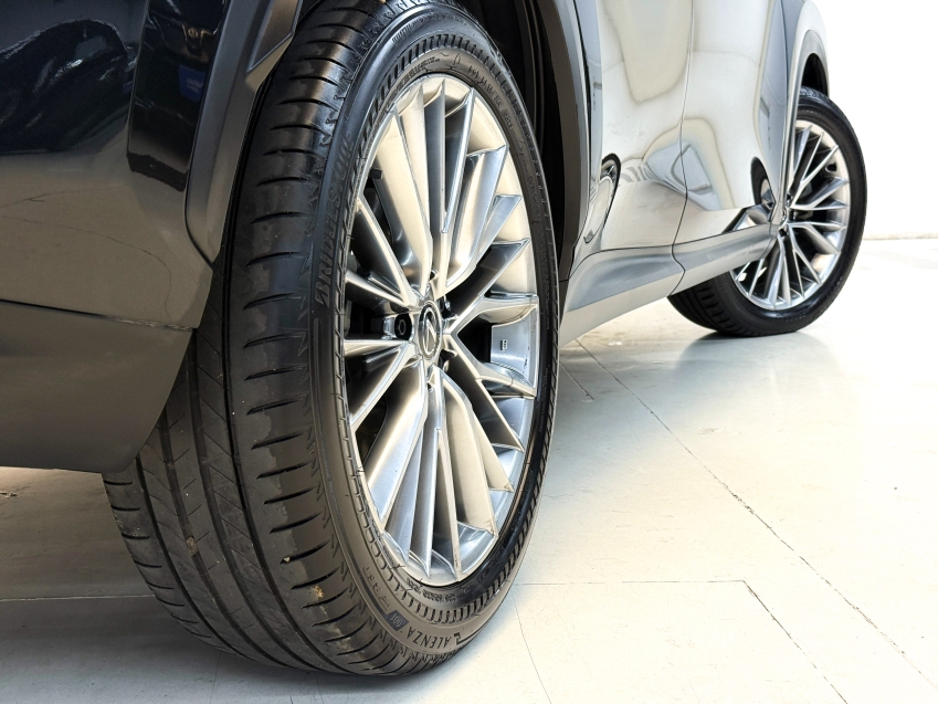 Carro Lexus NX 350h