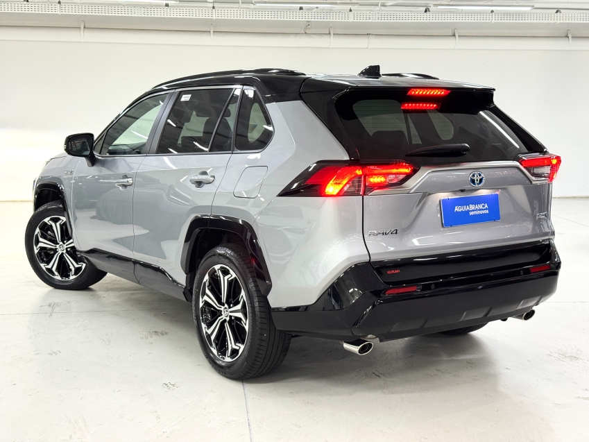 Carro Toyota RAV4