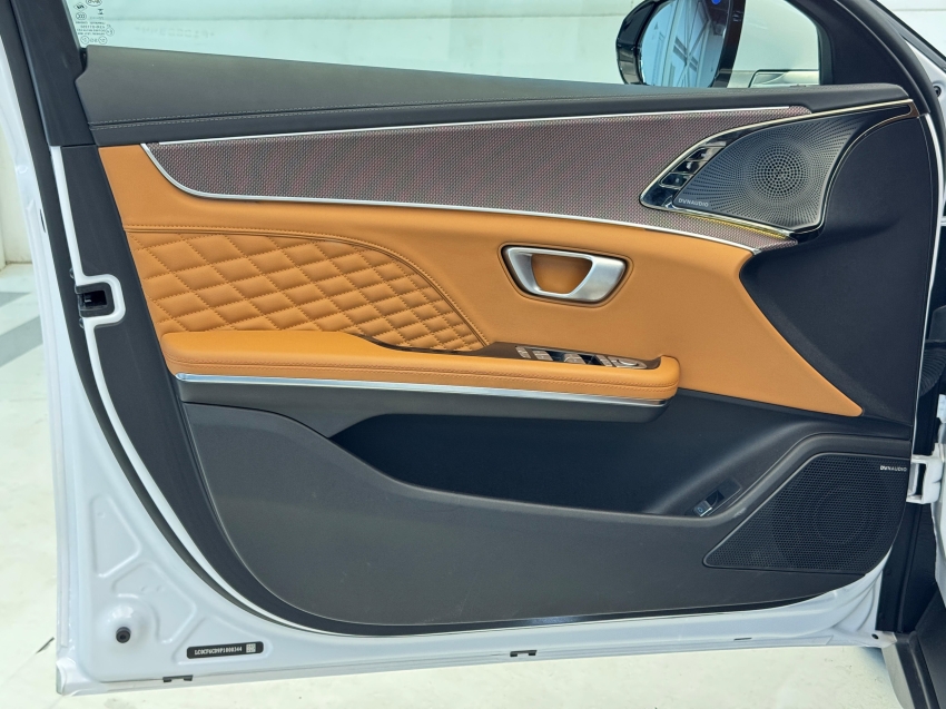 Carro BYD HAN