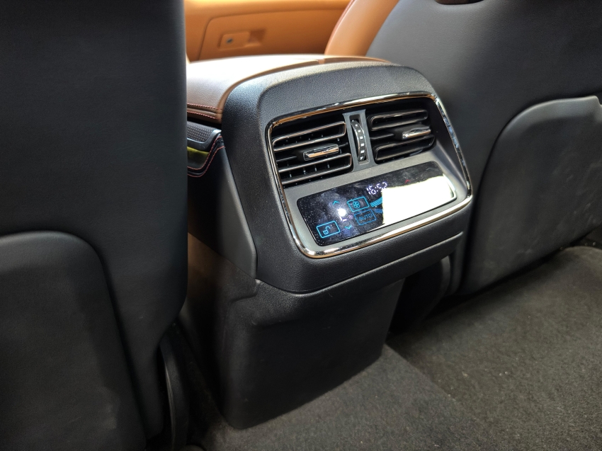 Carro BYD HAN