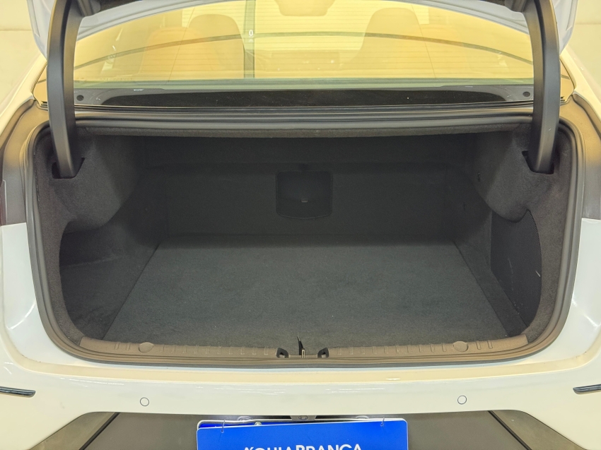 Carro BYD HAN