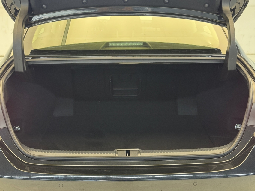 Carro Lexus ES 300h